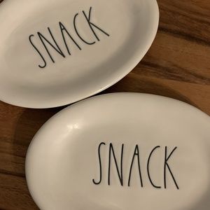 Rae Dun Small Oval "Snack" Plate. Set of 2.